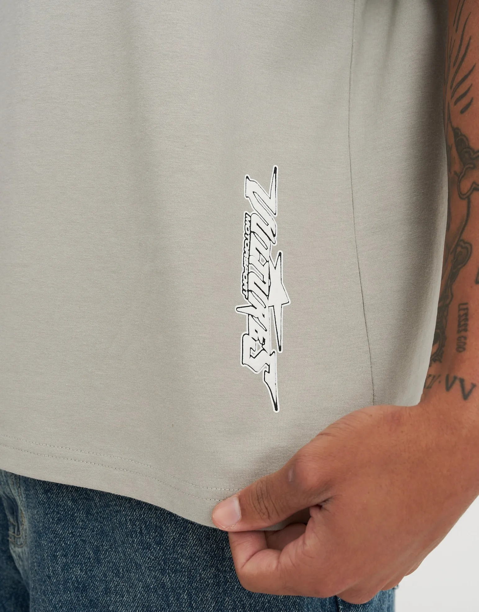 Anime Car Relaxed Fit T Shirt in Alloy Grey