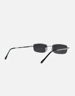 Ari Sunglasses in Silver/black
