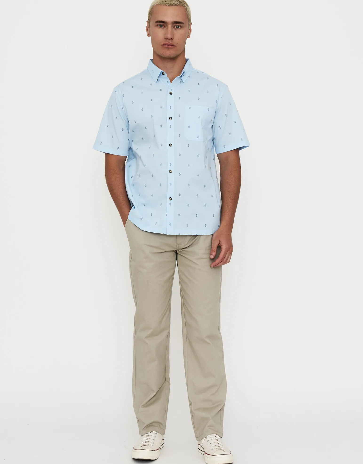 Azura Short Sleeve Shirt in Light Blue