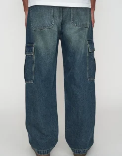 Baggy Fit Cargo Jeans in Swedish Black