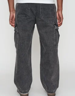 Baggy Fit Cargo Jeans in Swedish Black