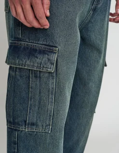 Baggy Fit Cargo Jeans in Swedish Black