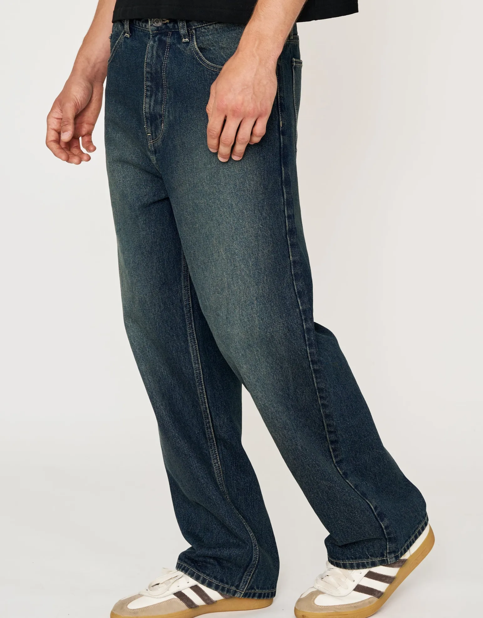 Baggy Fit Jeans in Desert Stone