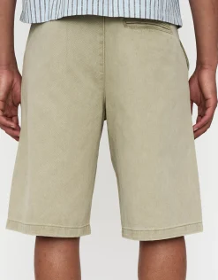 Baggy Fit Twill Pleated Shorts in Tan