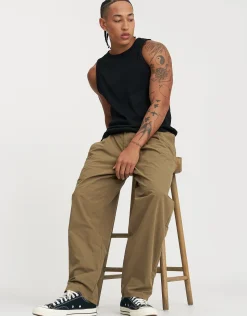 Baggy Pleated Pants in Black