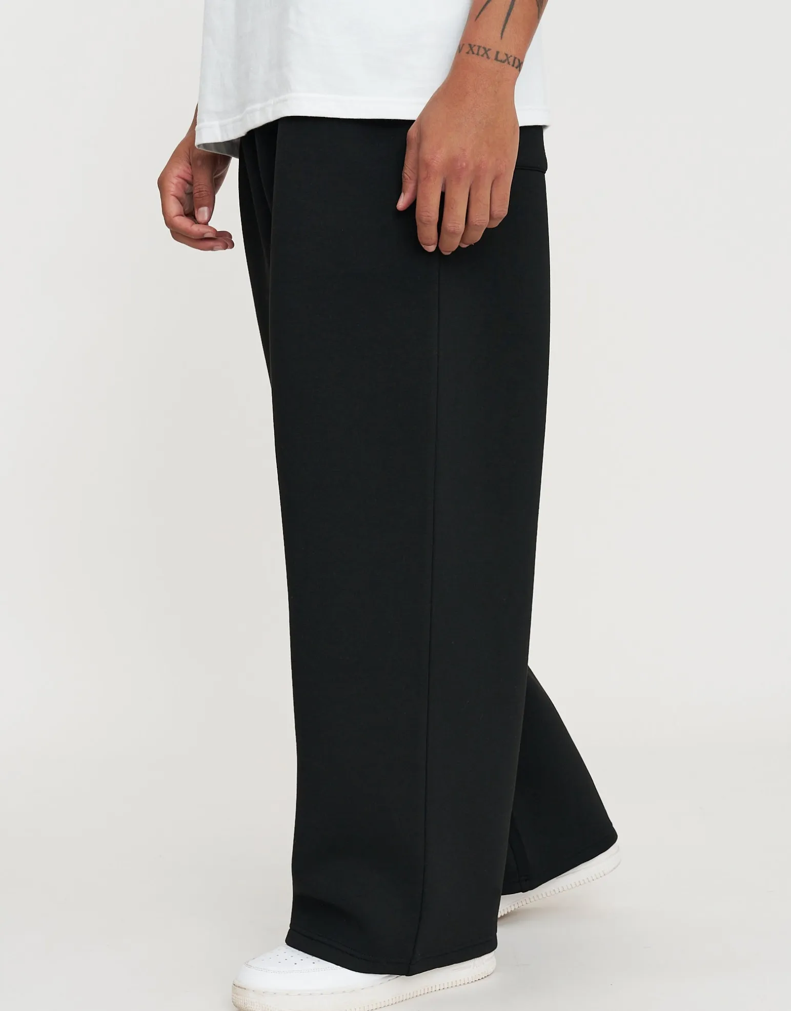 Barrel Fit Scuba Deboss Track Pants in Grey Marle