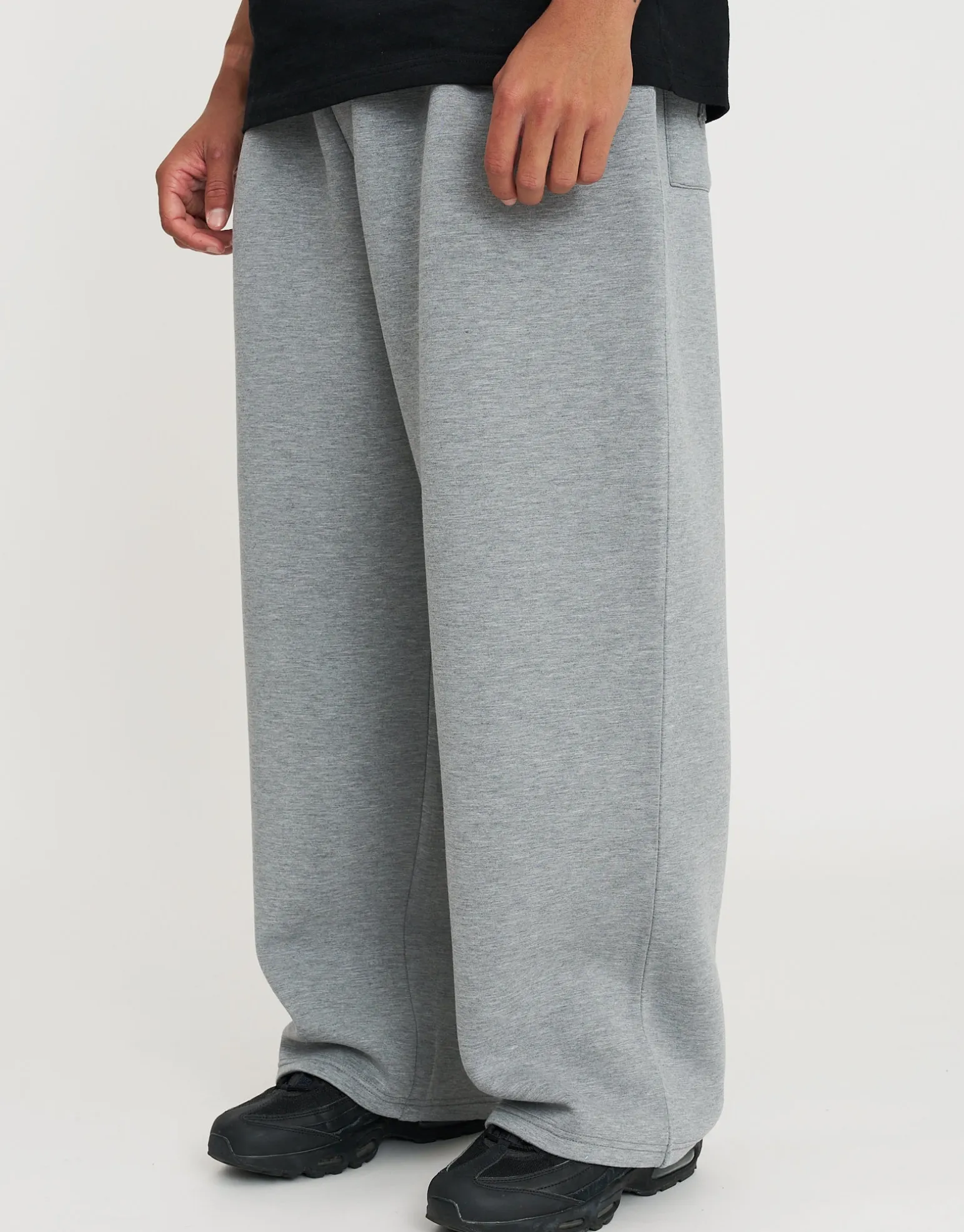 Barrel Fit Scuba Deboss Track Pants in Grey Marle