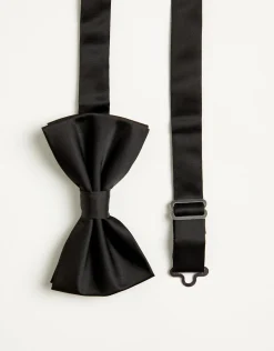 Bow Tie in Black
