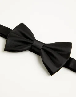 Bow Tie in White