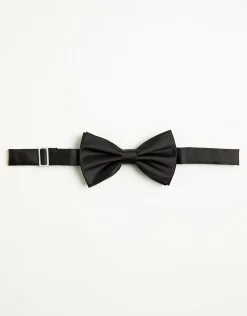 Bow Tie in White