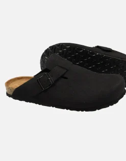 Closed Toe Sandals in Black