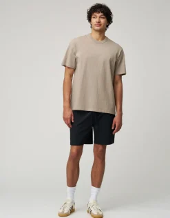 Crinkle Texture Elastic Waist Shorts in Brown