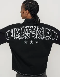 Crowned Legacy Cropped Short Sleeve Shirt in Black