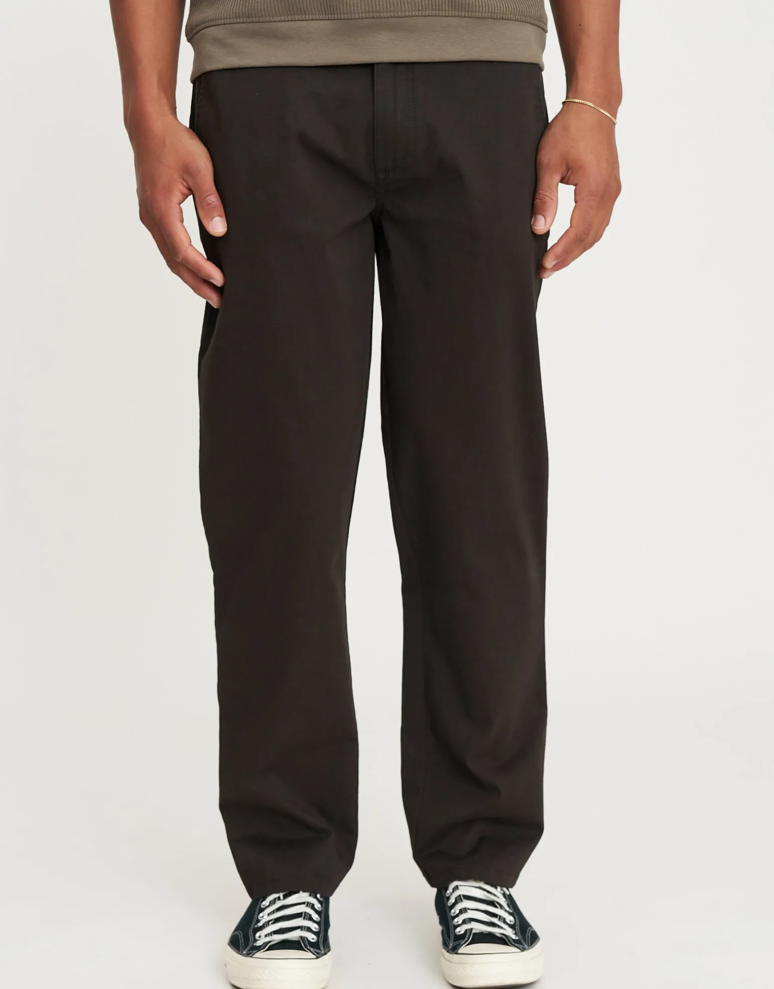 Delta Standard Fit Chinos in Black