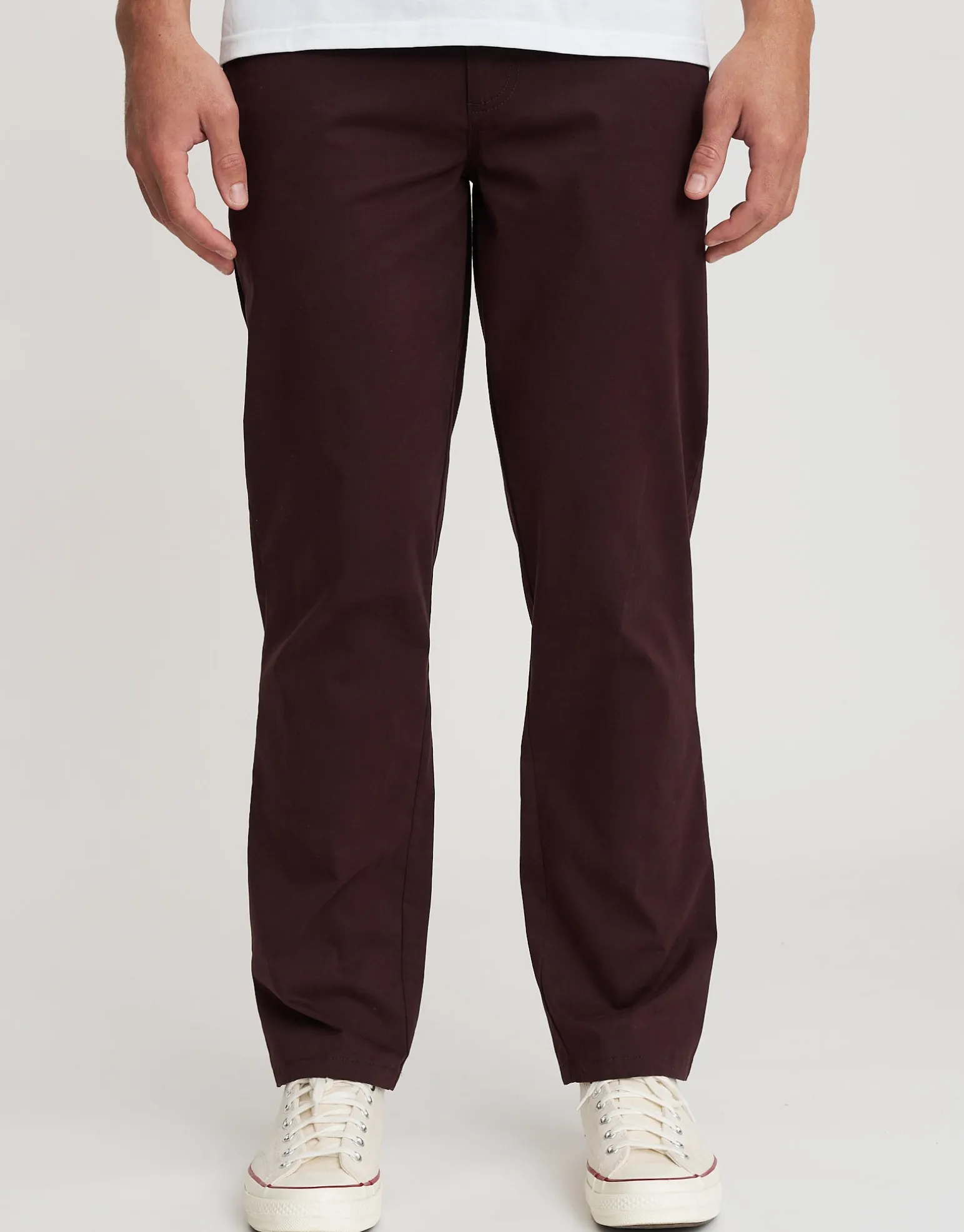 Delta Standard Fit Chinos in Burgundy