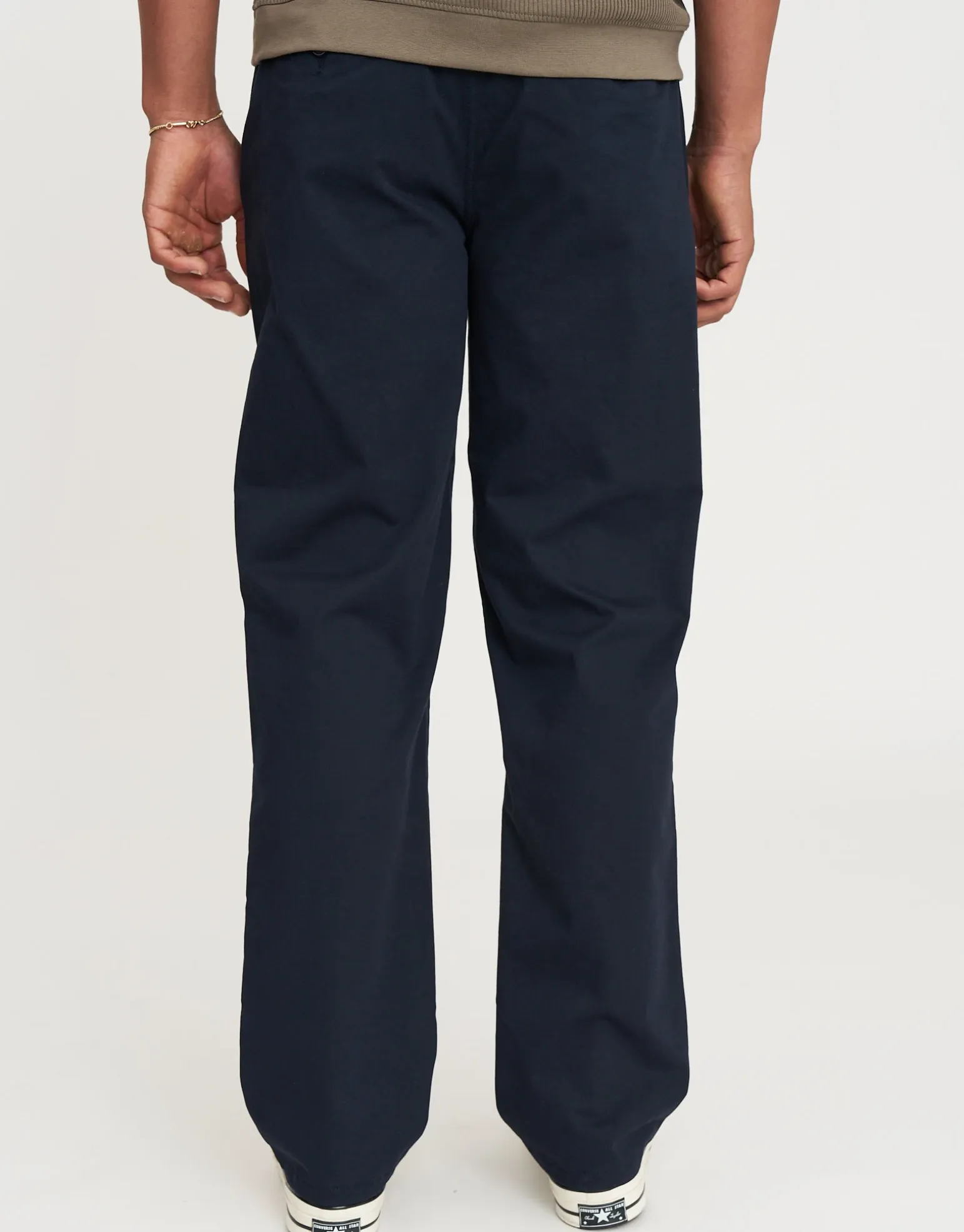 Delta Standard Fit Chinos in Burgundy