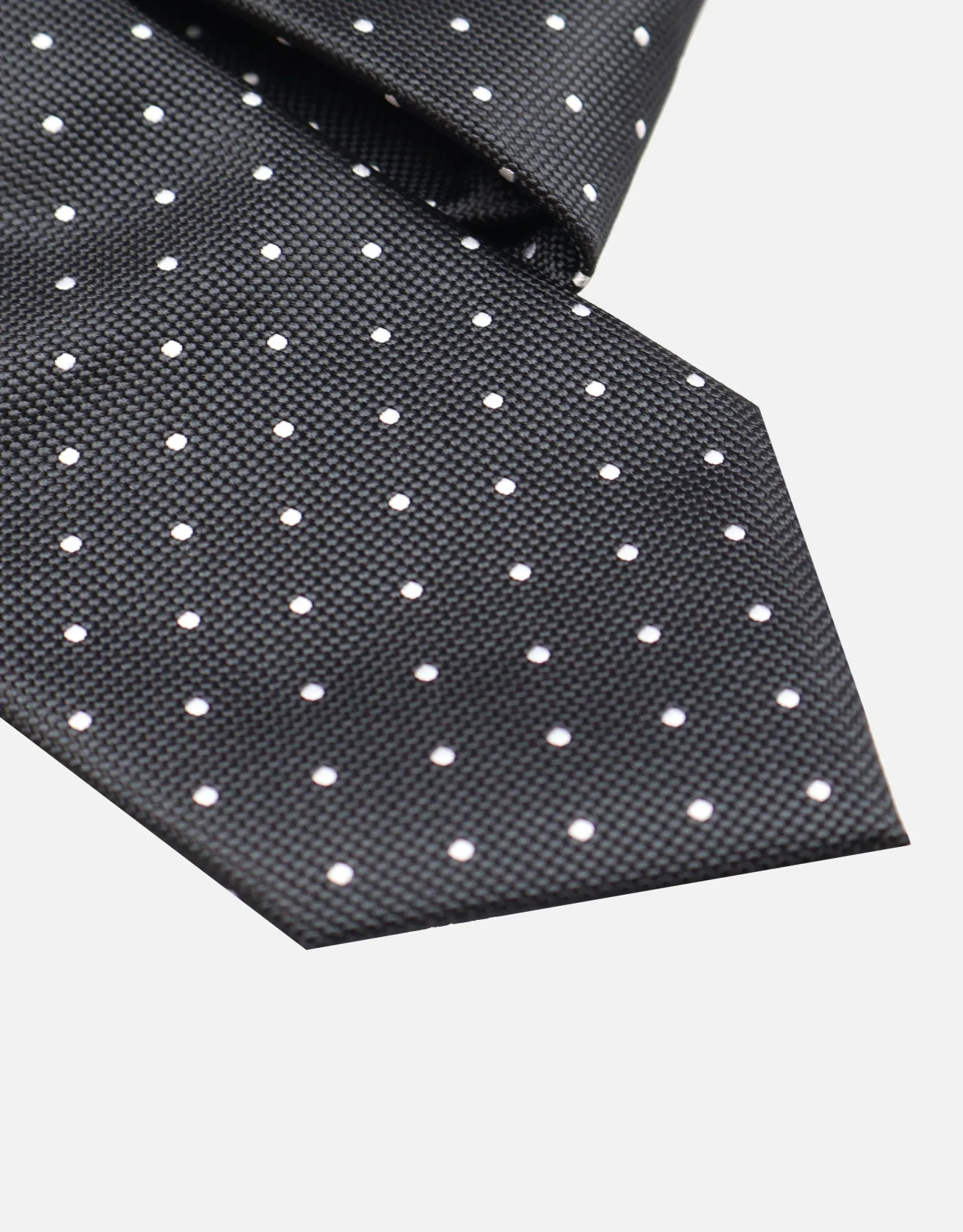 Dot Textured Slim Tie in Burgundy