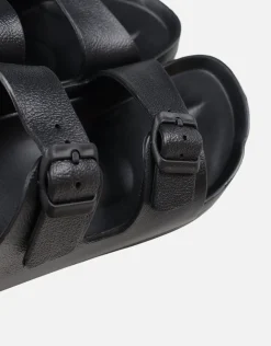 Double Strap Sandals in Black