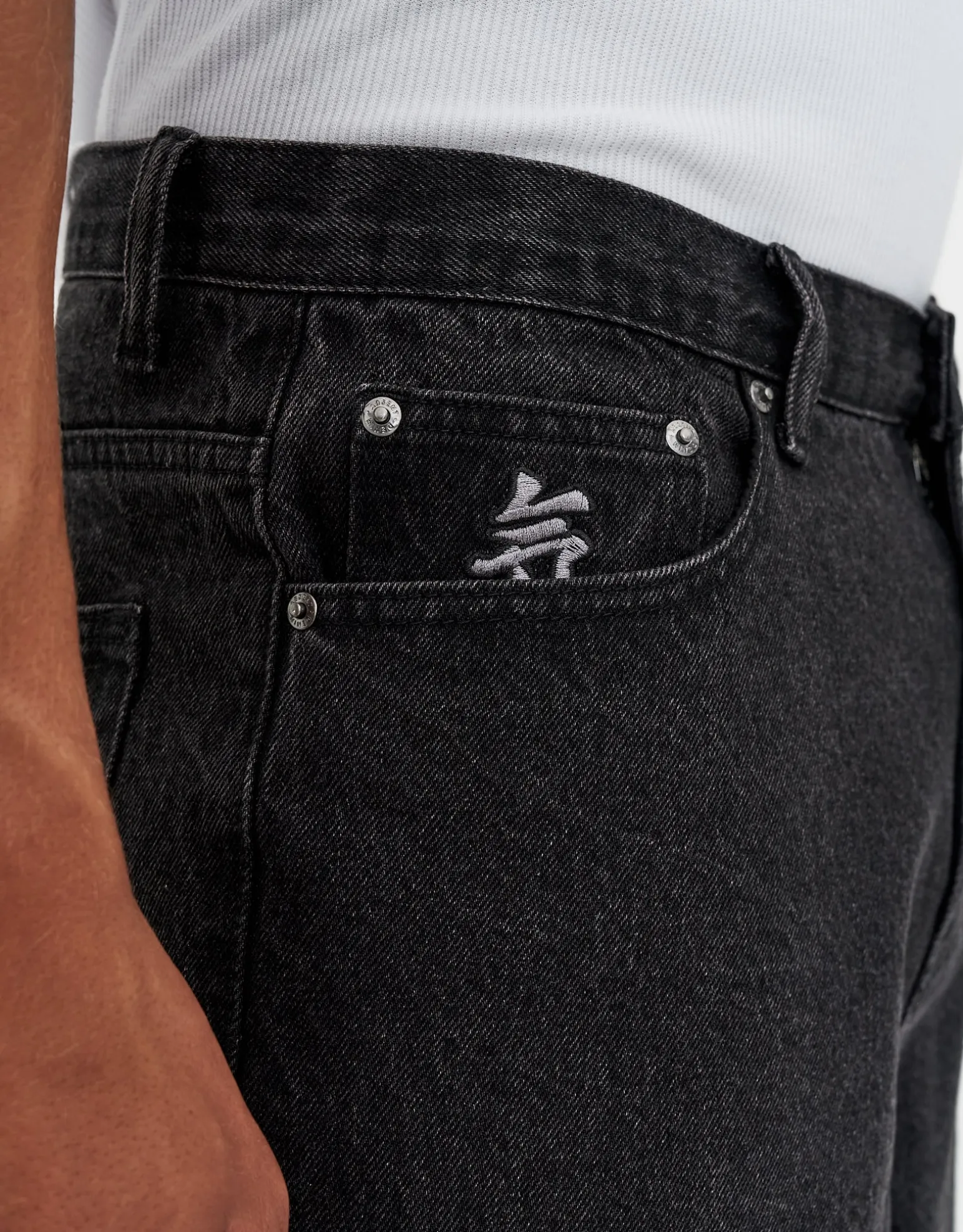 Dragons Embroidered Baggy Fit Jorts in Washed Black