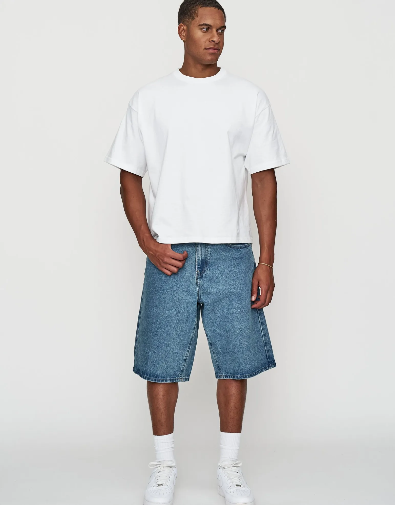 Dragons Embroidered Baggy Fit Jorts in Washed Black