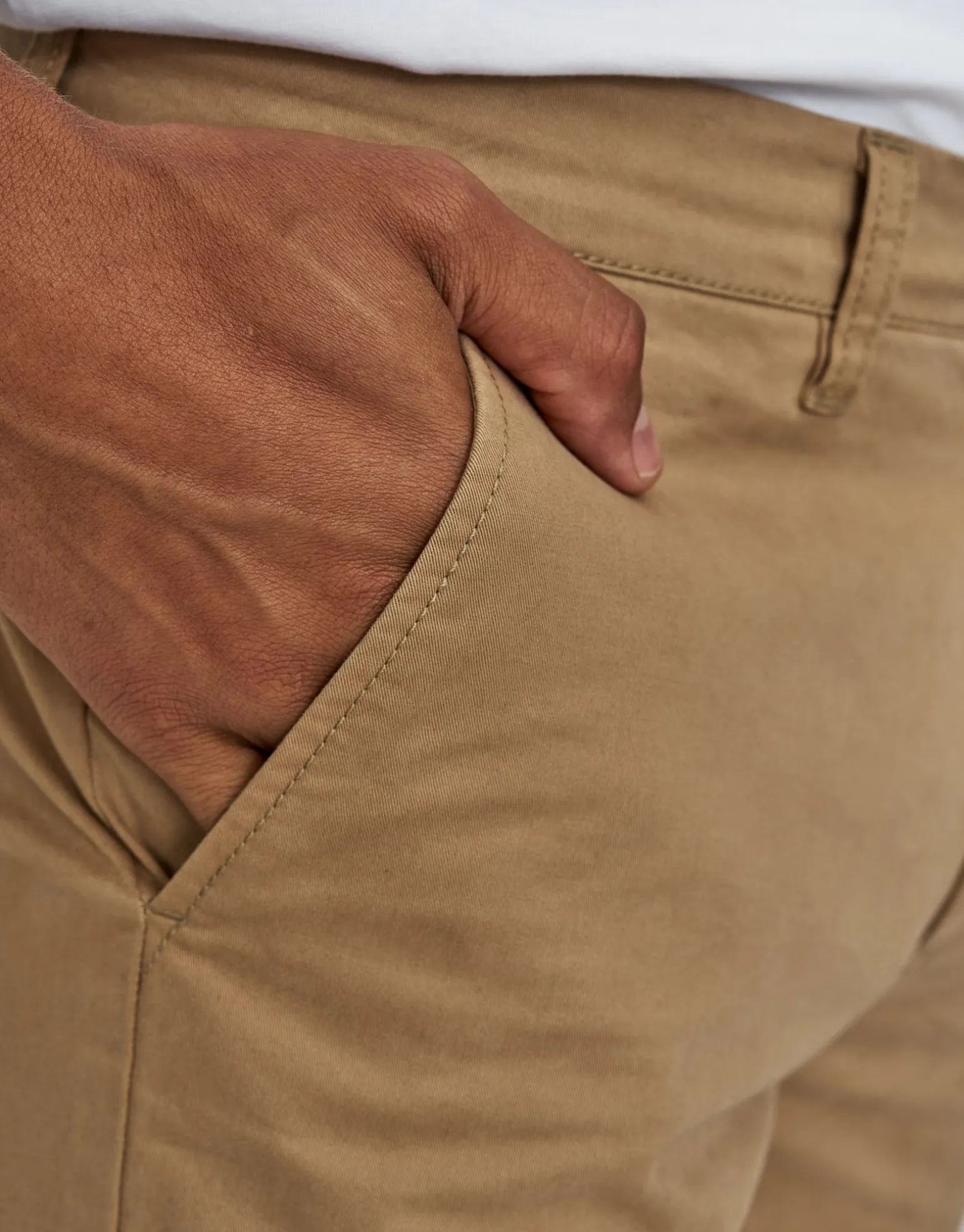 Echo Tapered Fit Chinos in Black