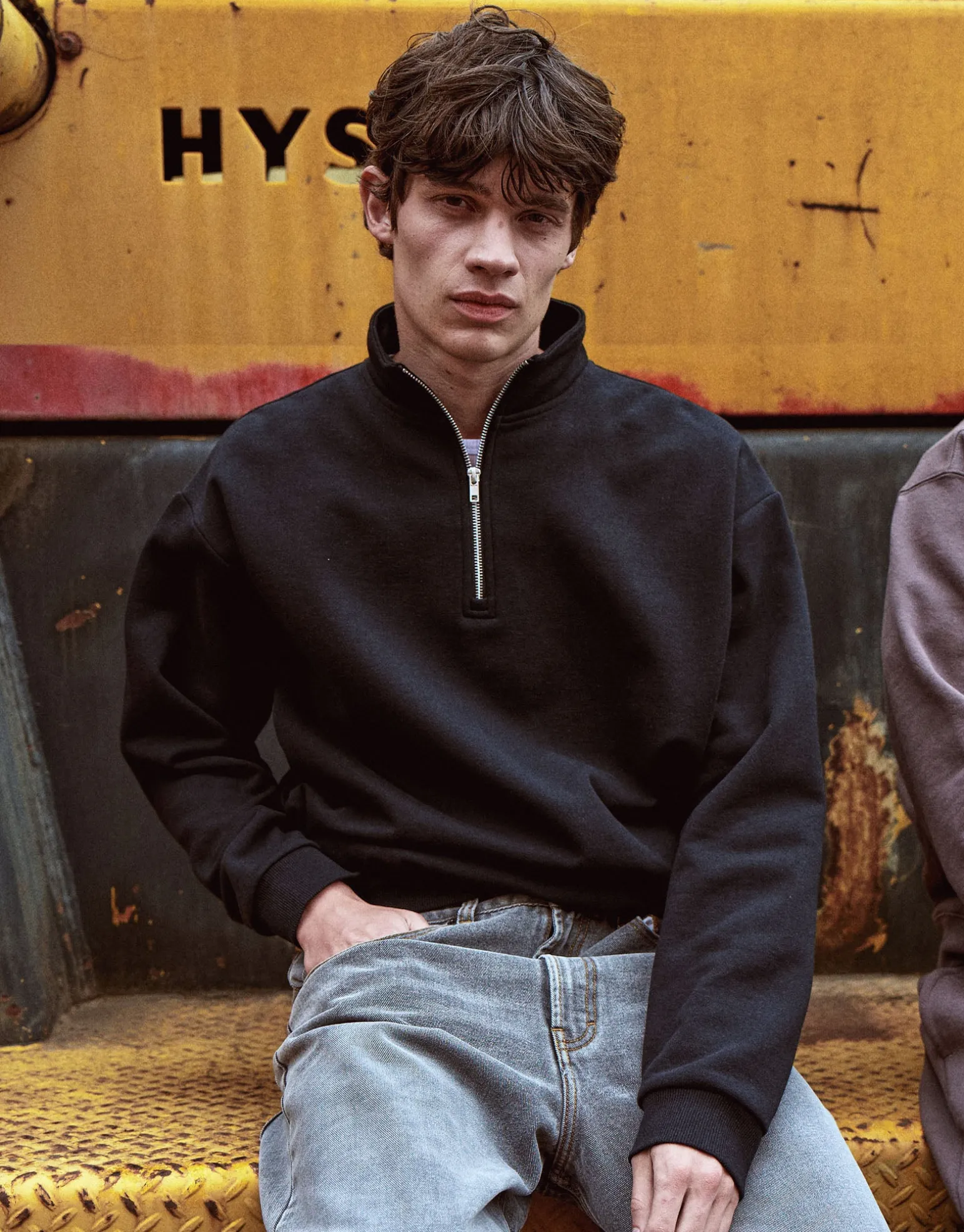 Essential Oversized Quarter Zip Sweat in Ecru