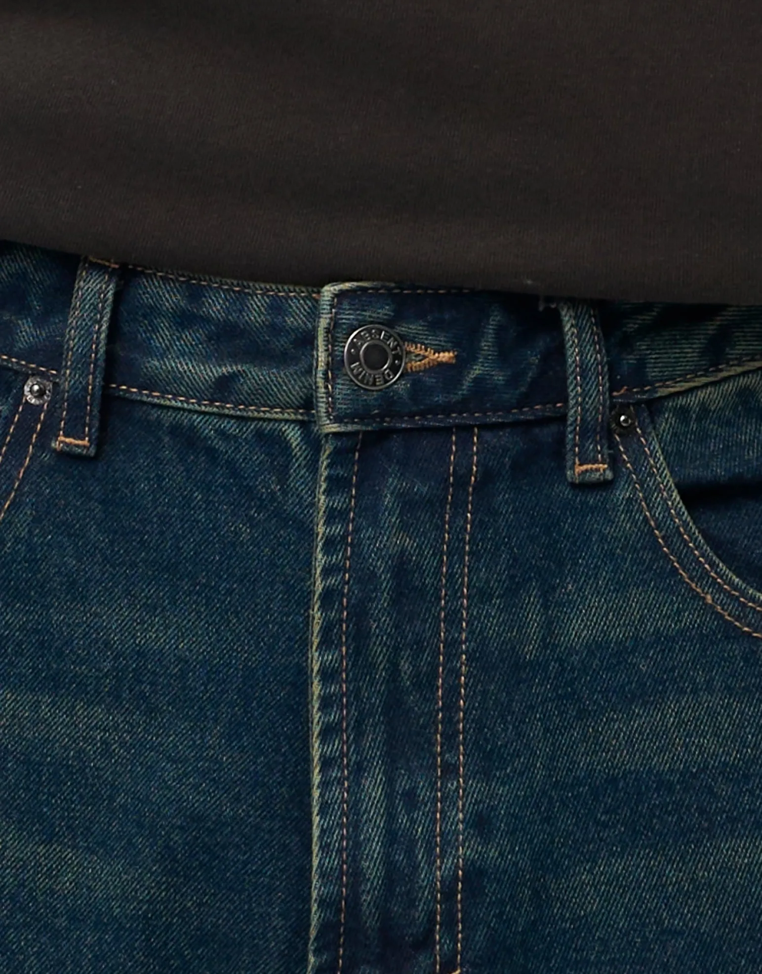 Extra Baggy Fit Jeans in Washed Black