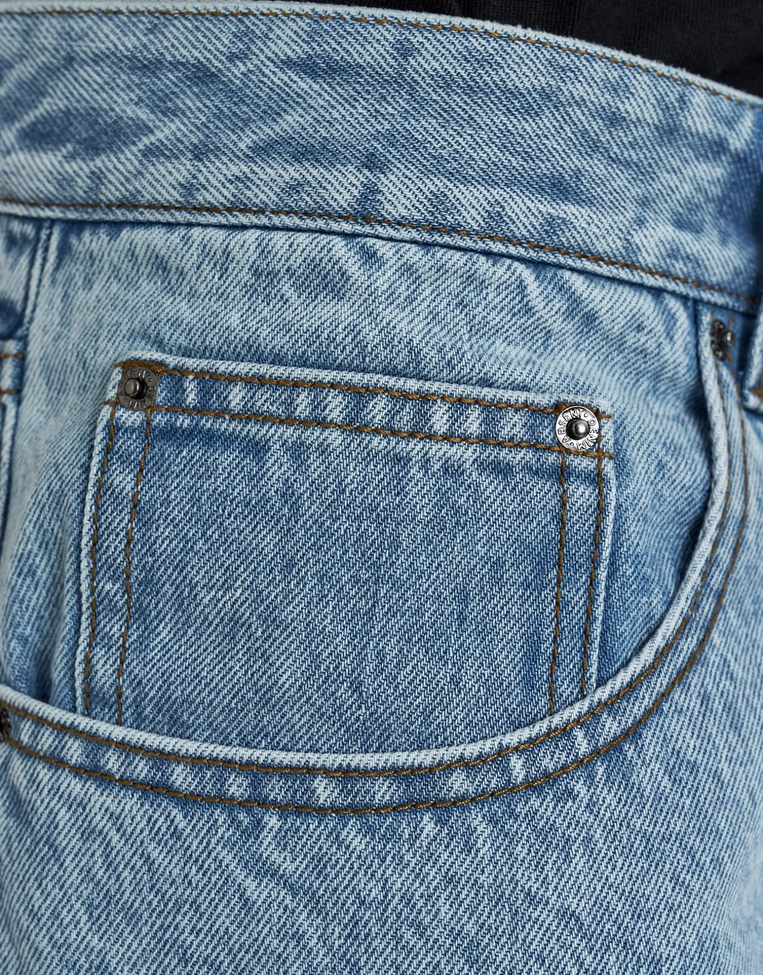 Extra Baggy Fit Jeans in Washed Black