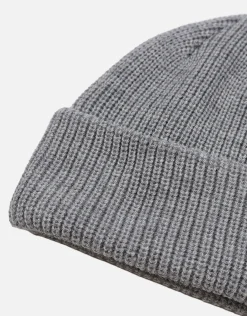 Fisherman Ribbed Beanie in Black
