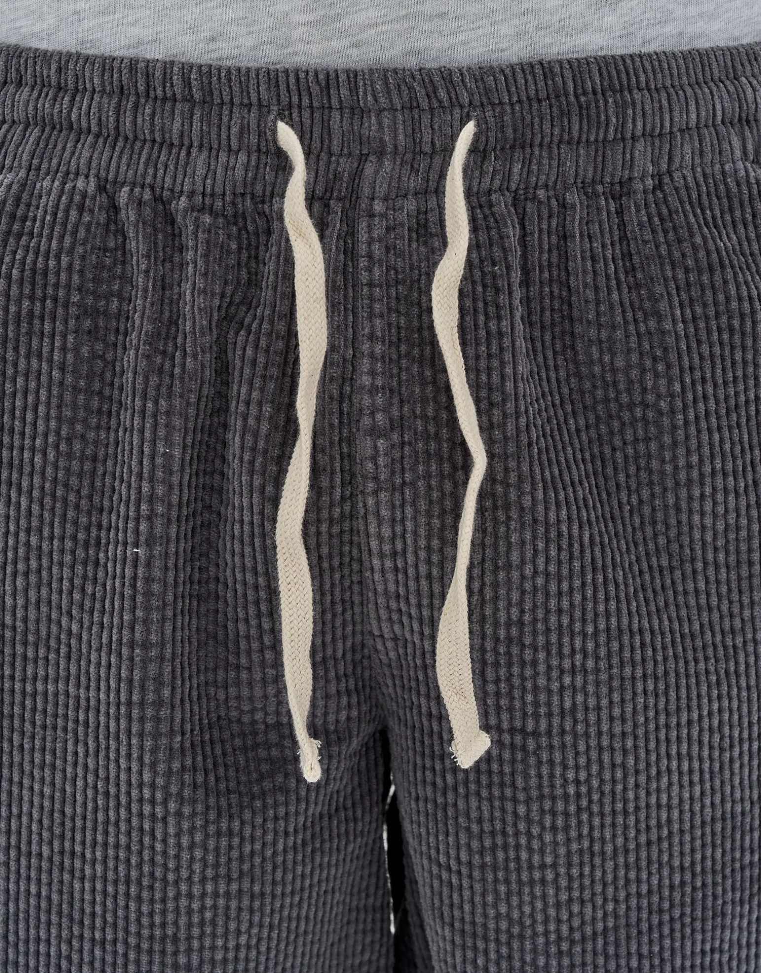 Jumbo Cord Shorts in Green