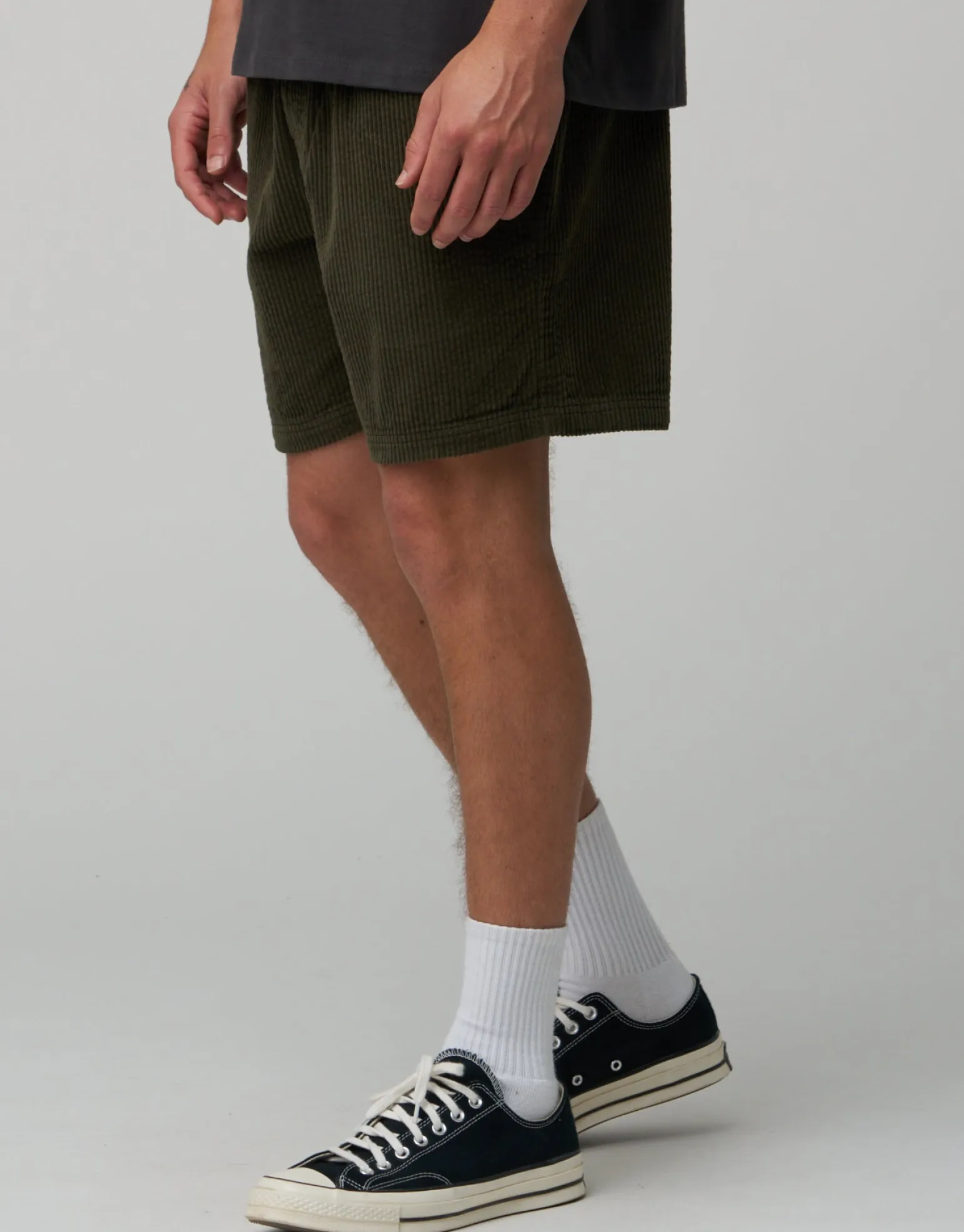 Jumbo Cord Shorts in Green