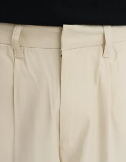 Madison Barrel Fit Pleated Pants in Black