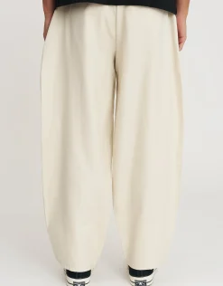 Madison Barrel Fit Pleated Pants in Bone