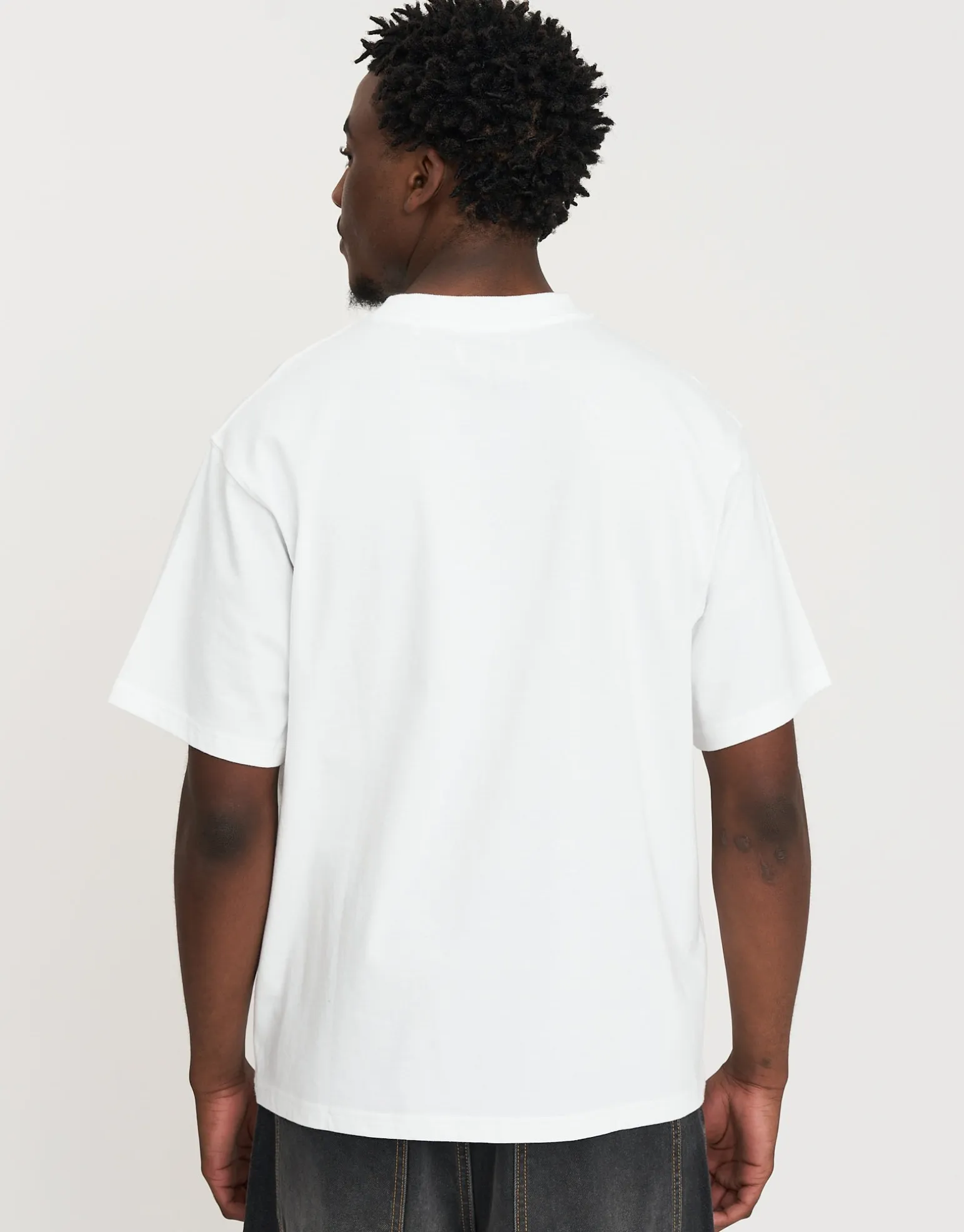Members Only Relaxed Fit T Shirt in Blanc