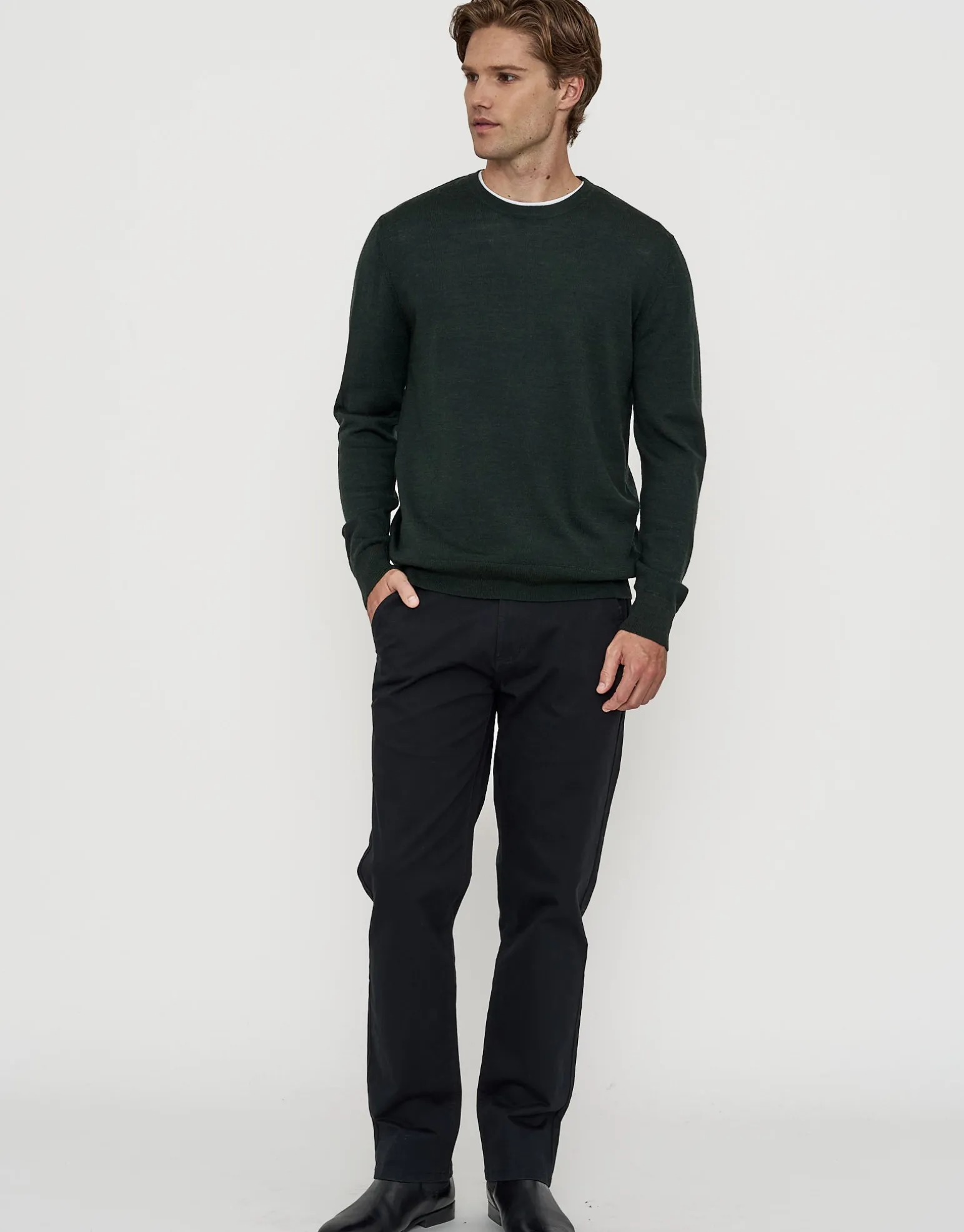 100% Merino Crew Neck Knit Jumper in Green