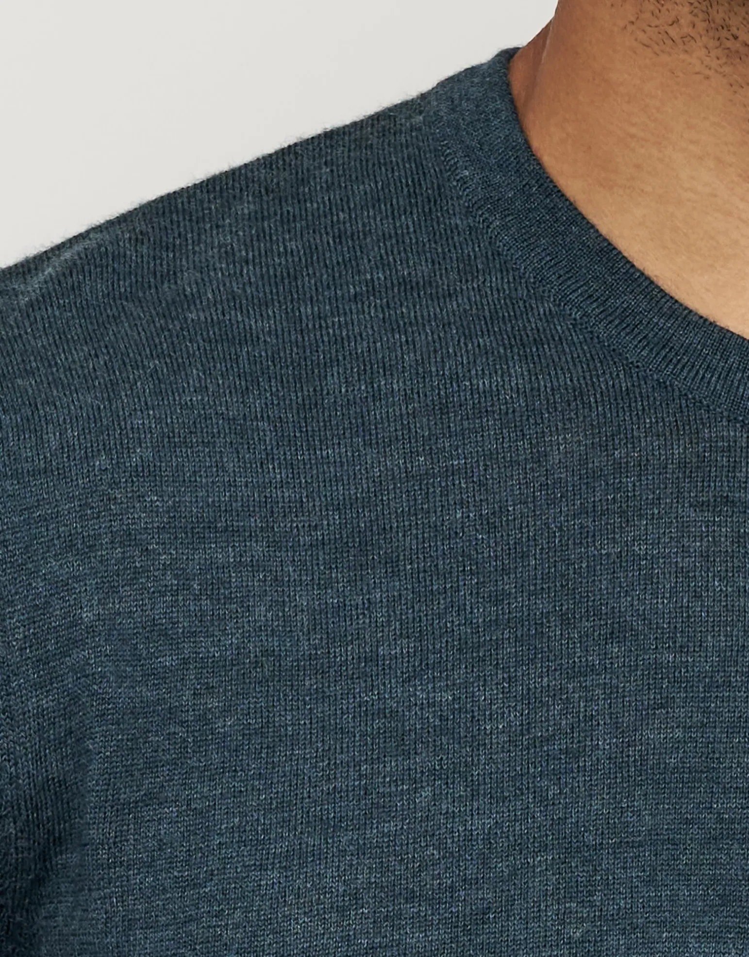 100% Merino Crew Neck Knit Jumper in Green