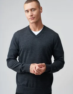 100% Merino V Neck Knit Jumper in Navy Marle