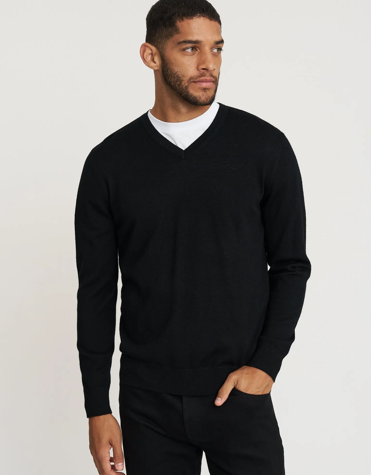 100% Merino V Neck Knit Jumper in Navy Marle