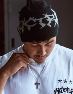 Noctra Skull Beanie in Black