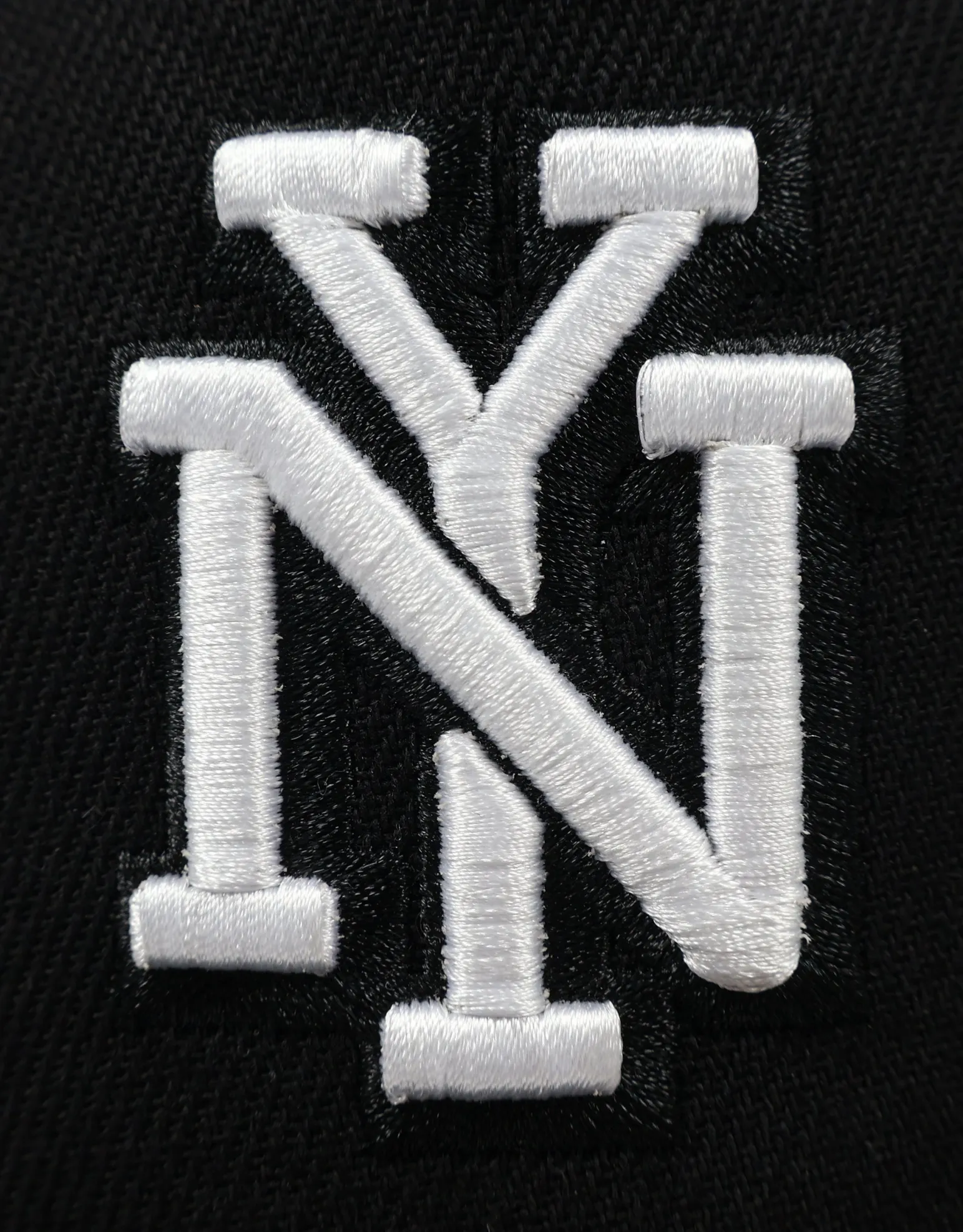 NY Embroidered Cap in Black