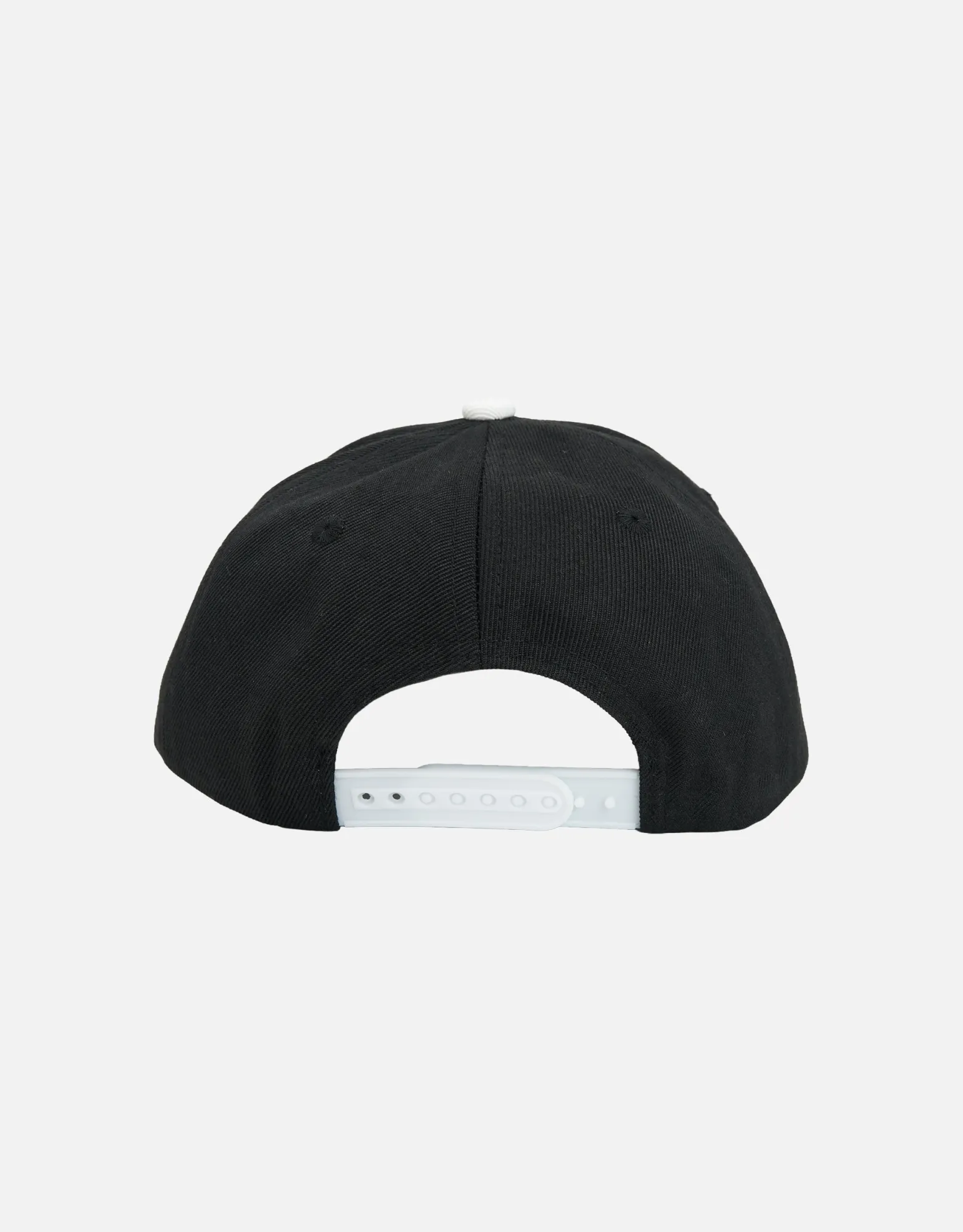 NY Embroidered Cap in Black