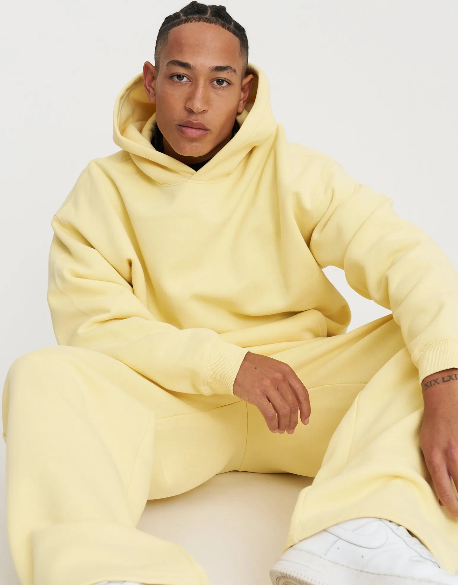 Oversized Heavyweight Plain Hoodie in Empire Yellow