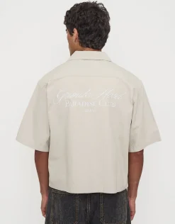 Paradise Club Cropped Short Sleeve Shirt in Desert Stone