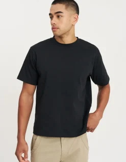 Perfect Signature Tee in Black