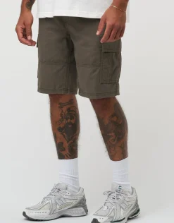 Plain Regular Fit Cargo Shorts in Tan