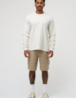 Plain Regular Fit Cargo Shorts in Bone