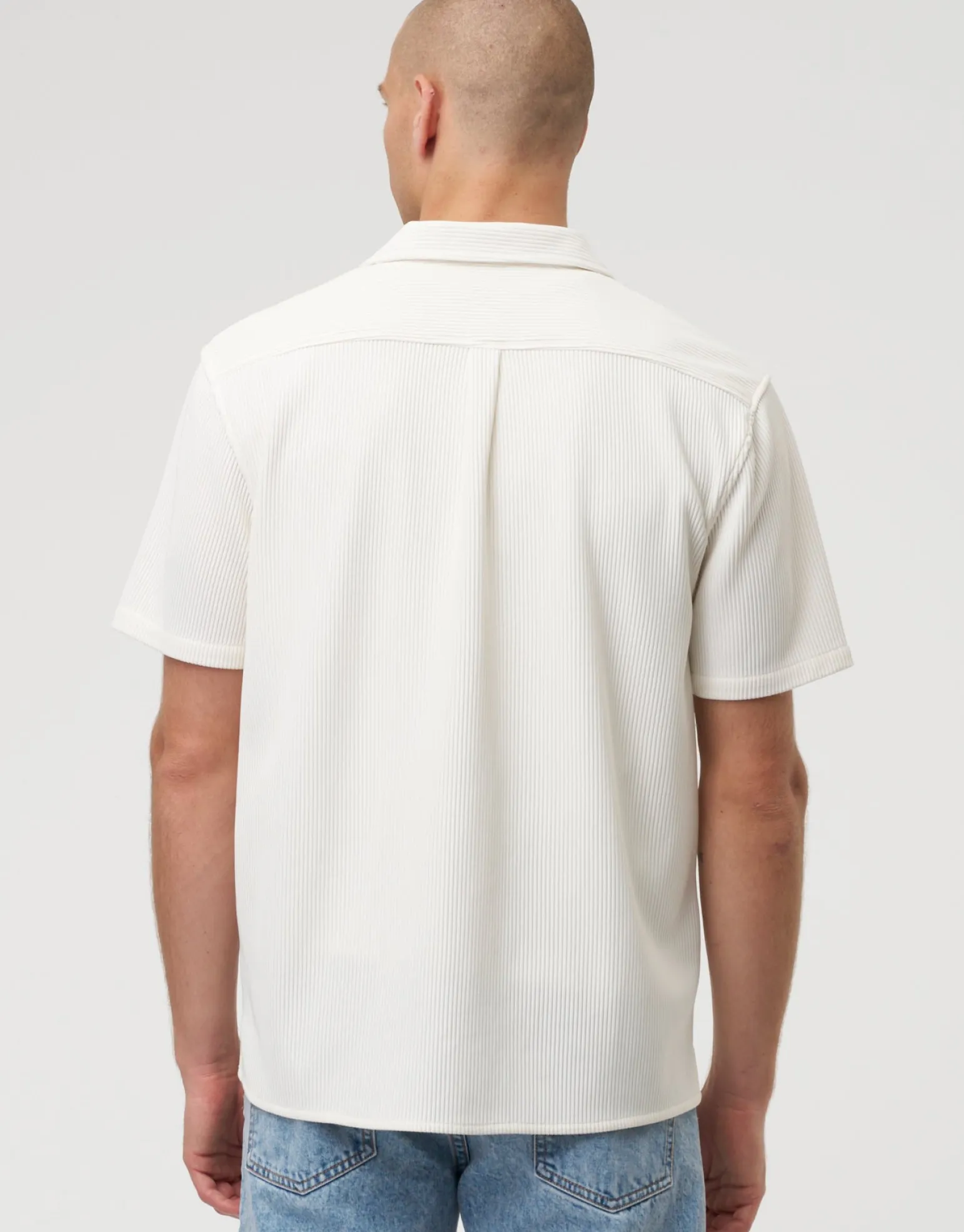 Plisse Pleated Relaxed Short Sleeve Shirt in Putty Grey