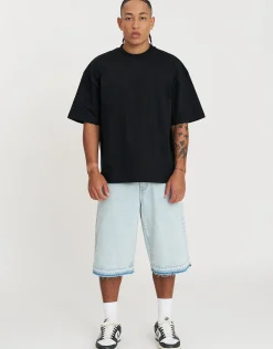 Raw Edge Denim Jort in Vintage Light Blue
