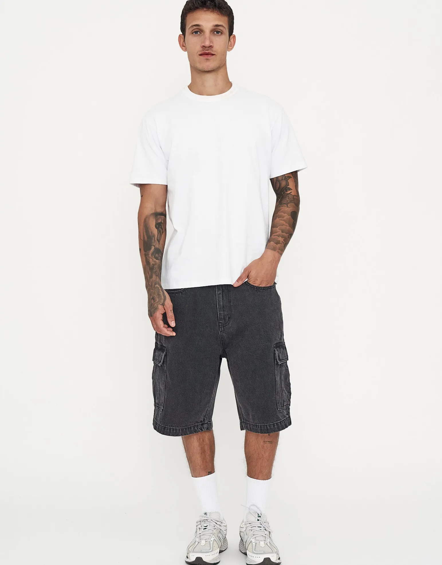 Relaxed Fit Cargo Jorts in Sun Washed Blue