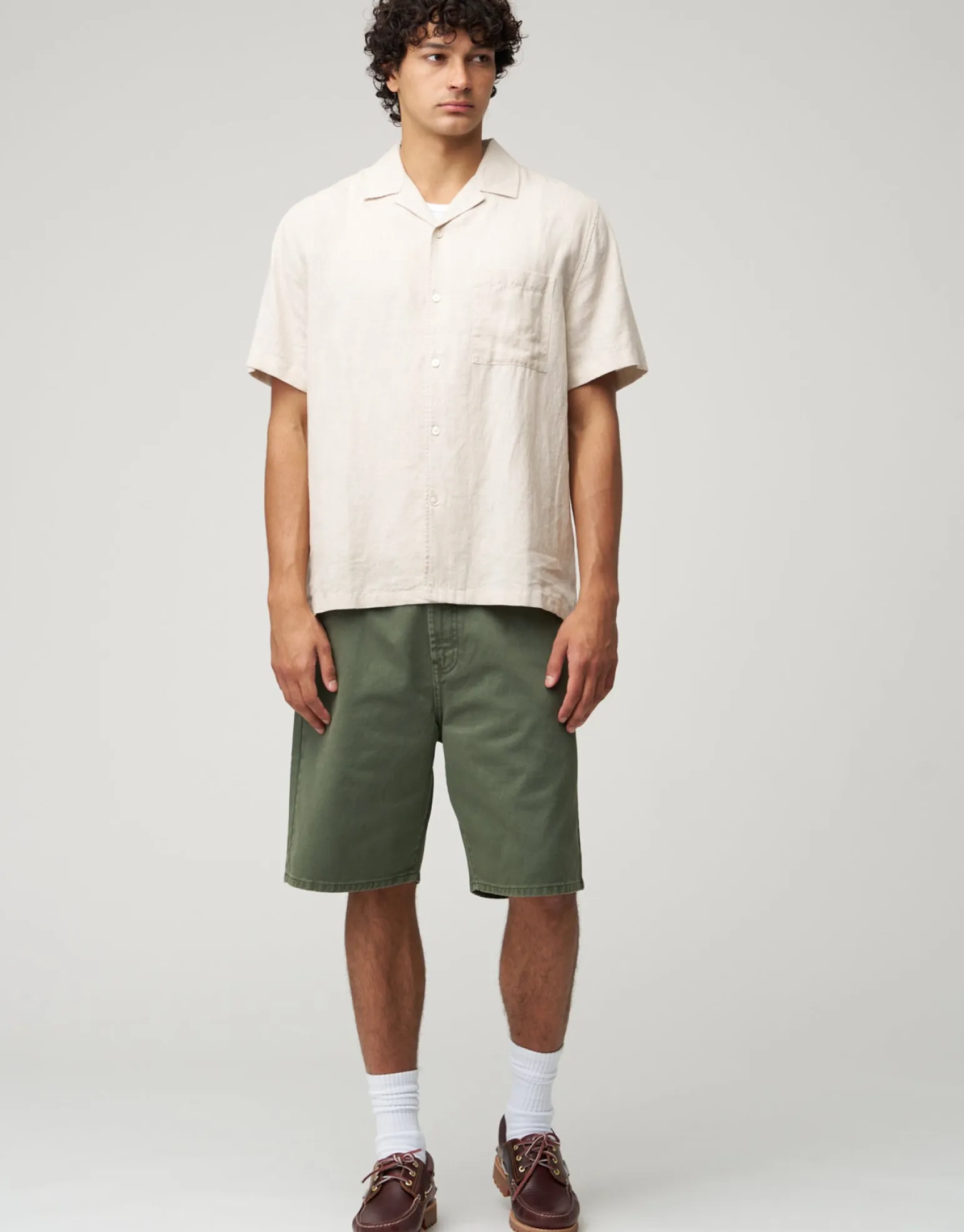 Relaxed Fit Denim Shorts in Grey